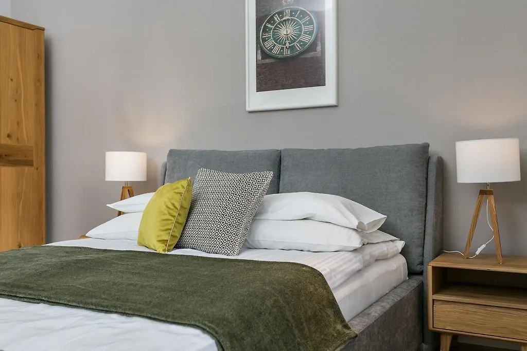 Venetian House Market Square Aparthotel Cracovie